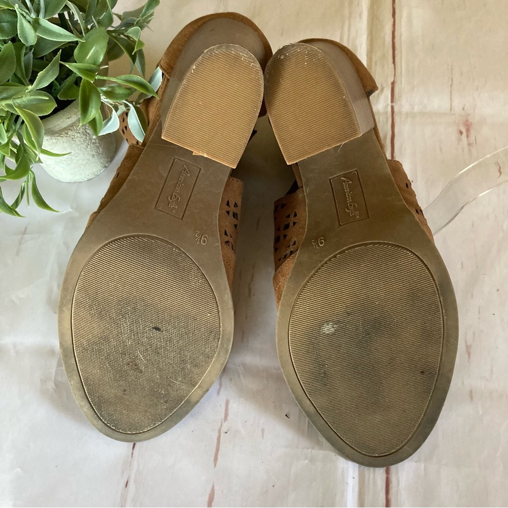 AMERICAN EAGLE • Camel Ankle Booties - Picture 12 of 12